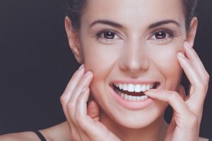 Learn 5 helpful tips for choosing the best cosmetic dentistry in Fort Worth.